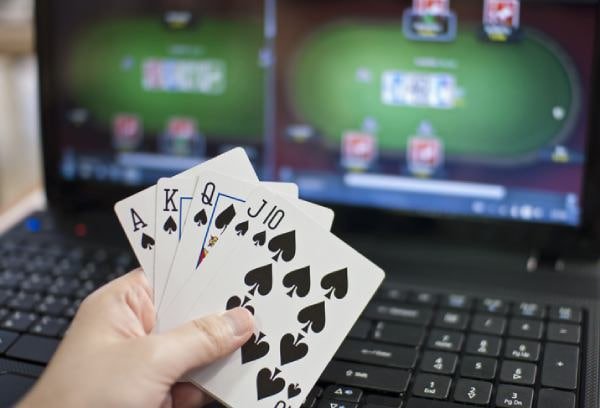 Pengalaman pengguna besarwin di layar mobile